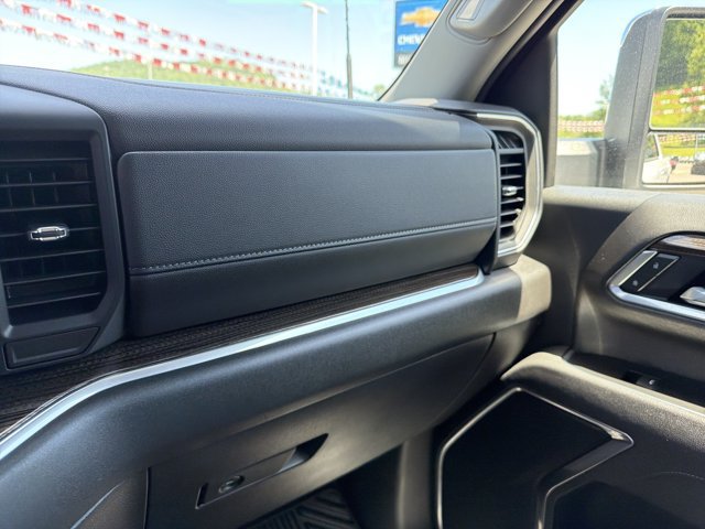 Used 2026 Chevrolet Silverado 2500 LT w/ Z71 Chrome Sport Edition AWD/4WD image 23