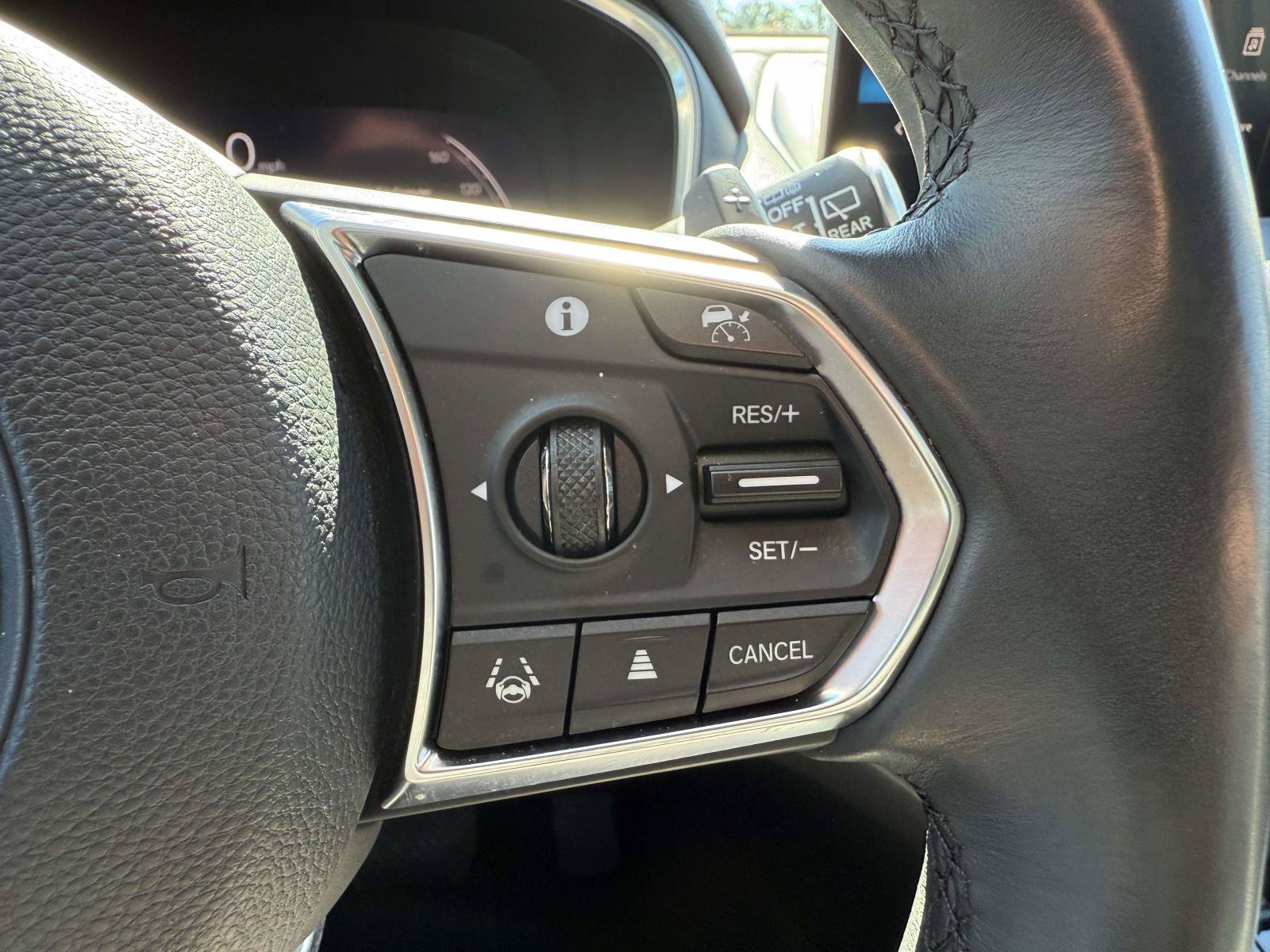 Used 2024 Acura MDX SH-AWD image 21