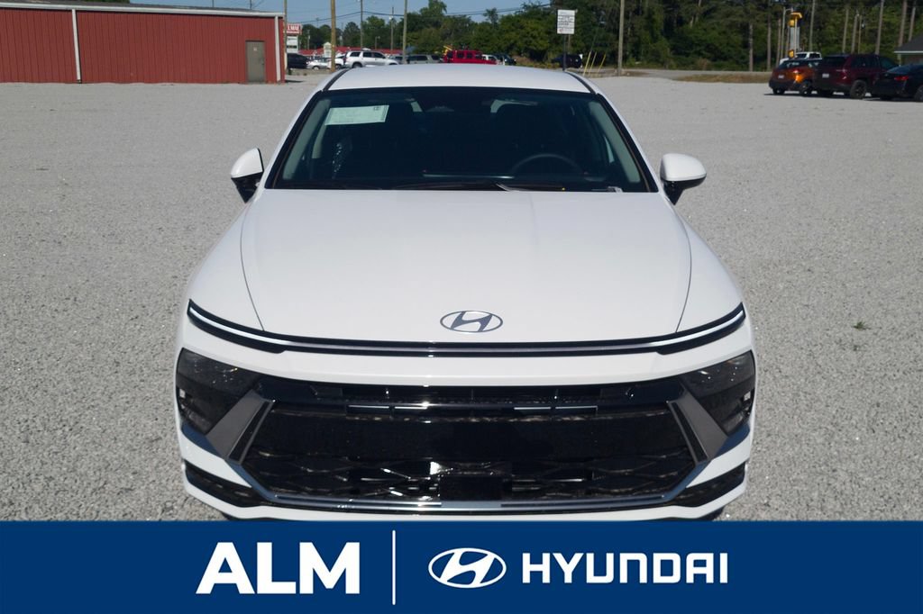 New 2026 Hyundai Sonata SEL FWD image 3