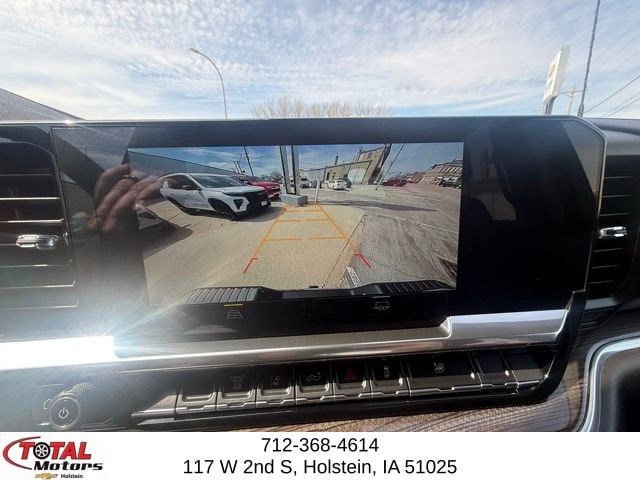 Used 2025 Chevrolet Silverado 2500 LT w/ Convenience Package AWD/4WD image 23