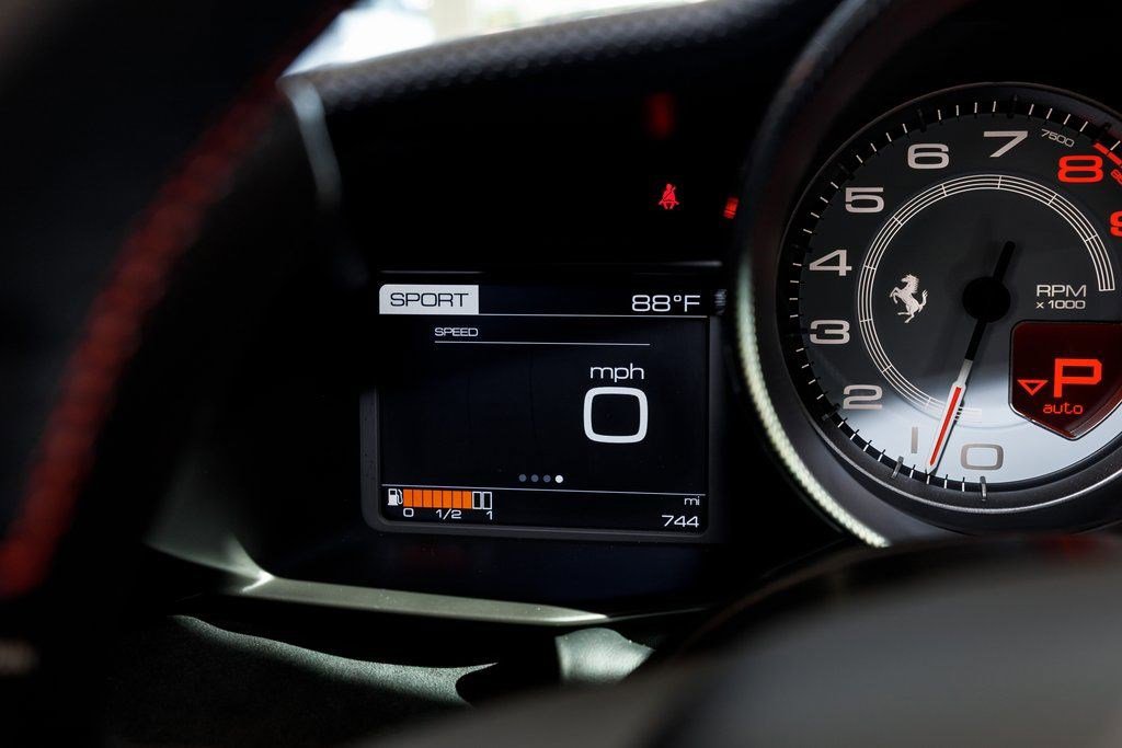 Used 2020 Ferrari 488 Pista Coupe image 34