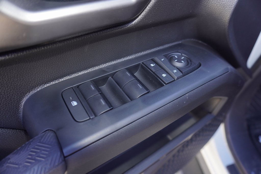 New 2025 Toyota Tacoma TRD Off-Road image 10