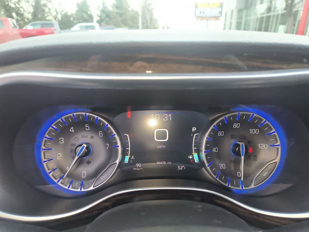 Used 2022 Chrysler Pacifica Limited image 15