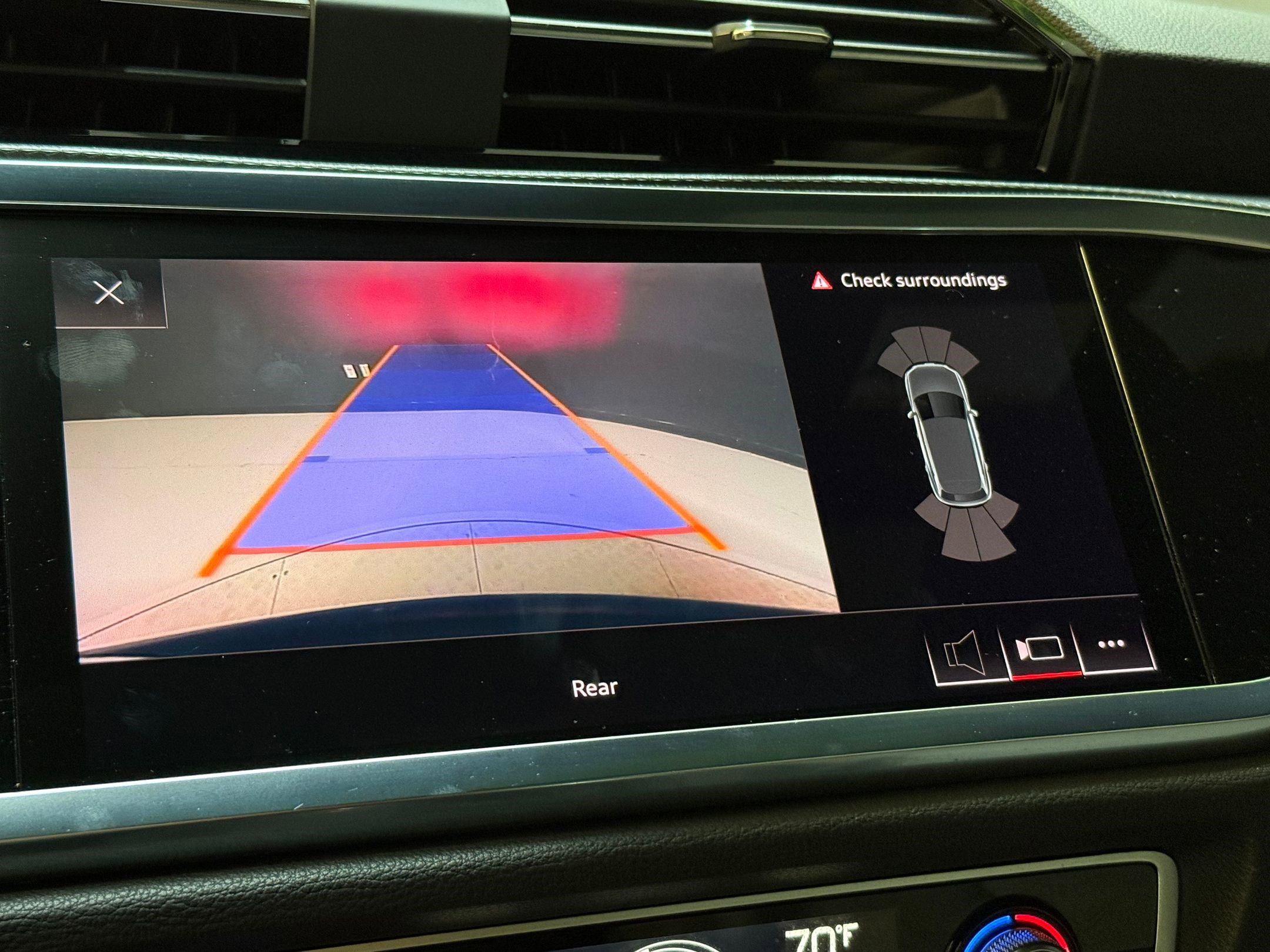 Used 2020 Audi Q3 2.0T Premium Plus w/ Premium Plus Package image 30