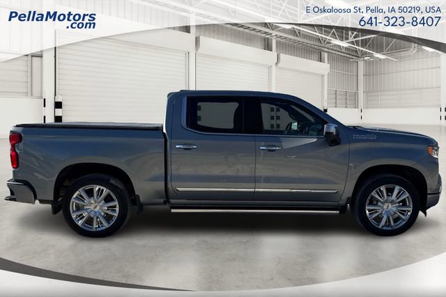 Used 2025 Chevrolet Silverado 1500 High Country image 2
