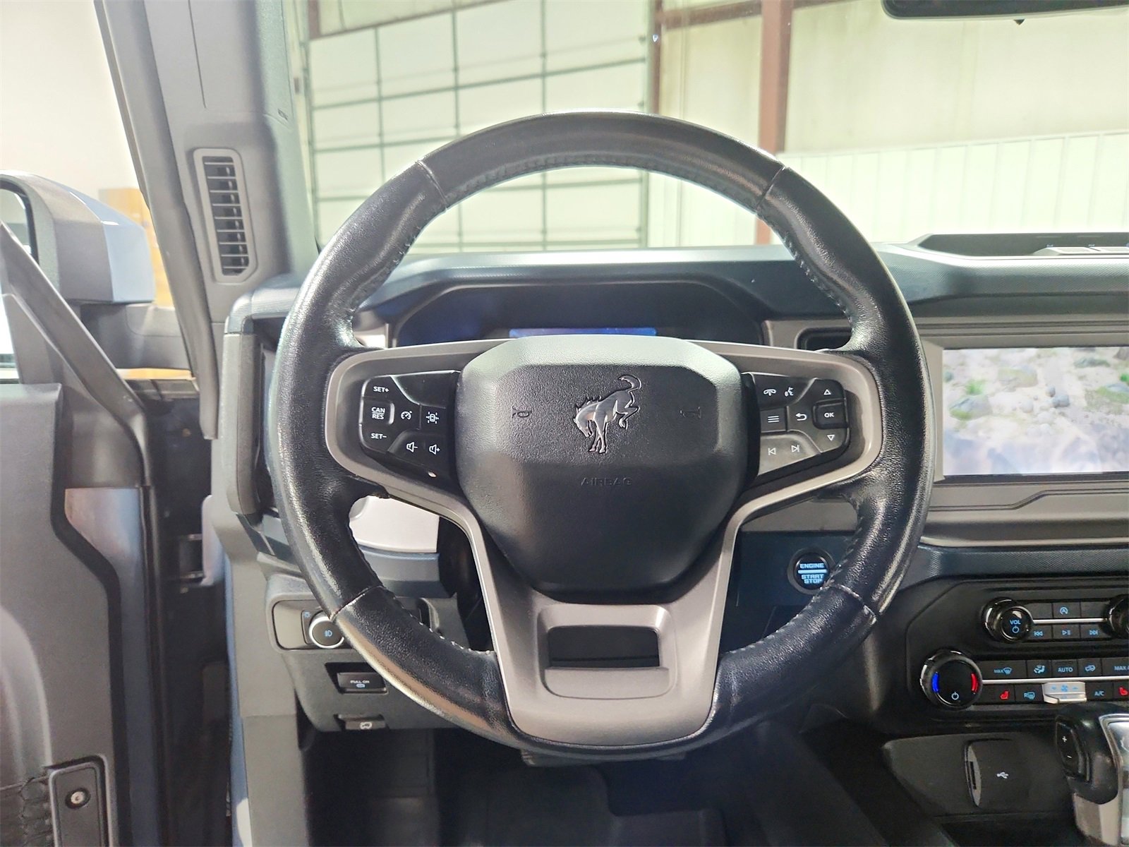 Used 2023 Ford Bronco Outer Banks image 21