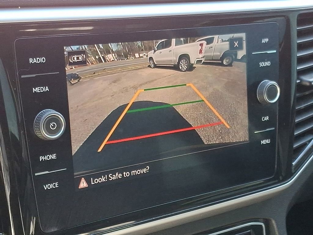 Used 2023 Volkswagen Atlas SE image 18