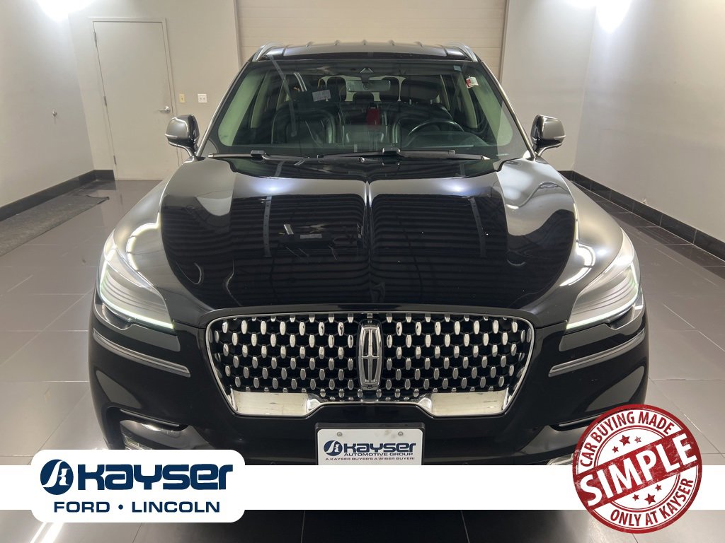 Used 2020 Lincoln Aviator Reserve w/ Elements Package Plus image 2