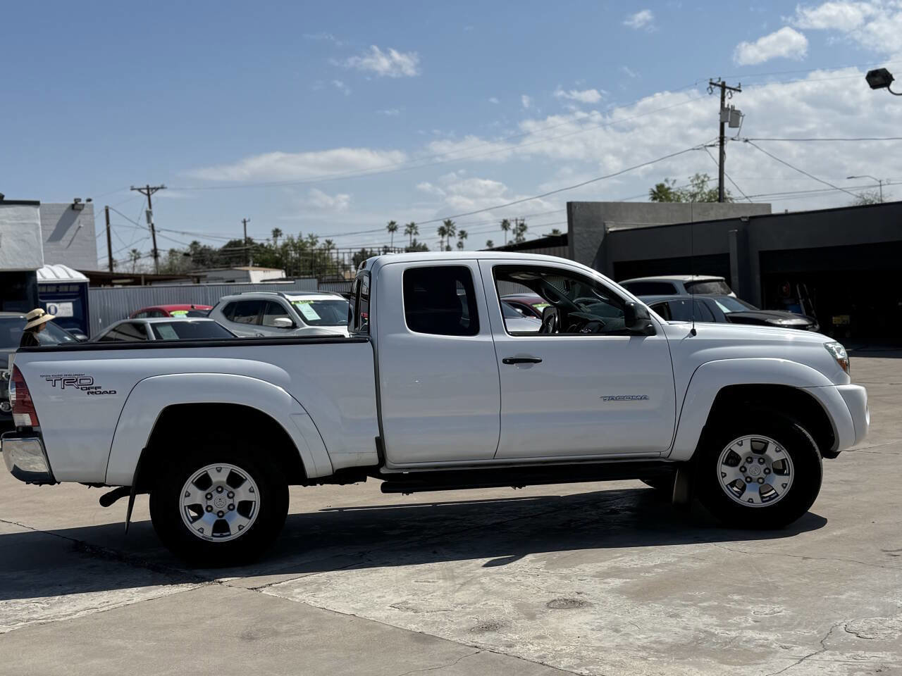Used 2009 Toyota Tacoma PreRunner image 4