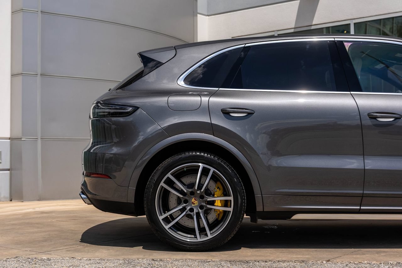 Used 2020 Porsche Cayenne Turbo AWD/4WD image 6