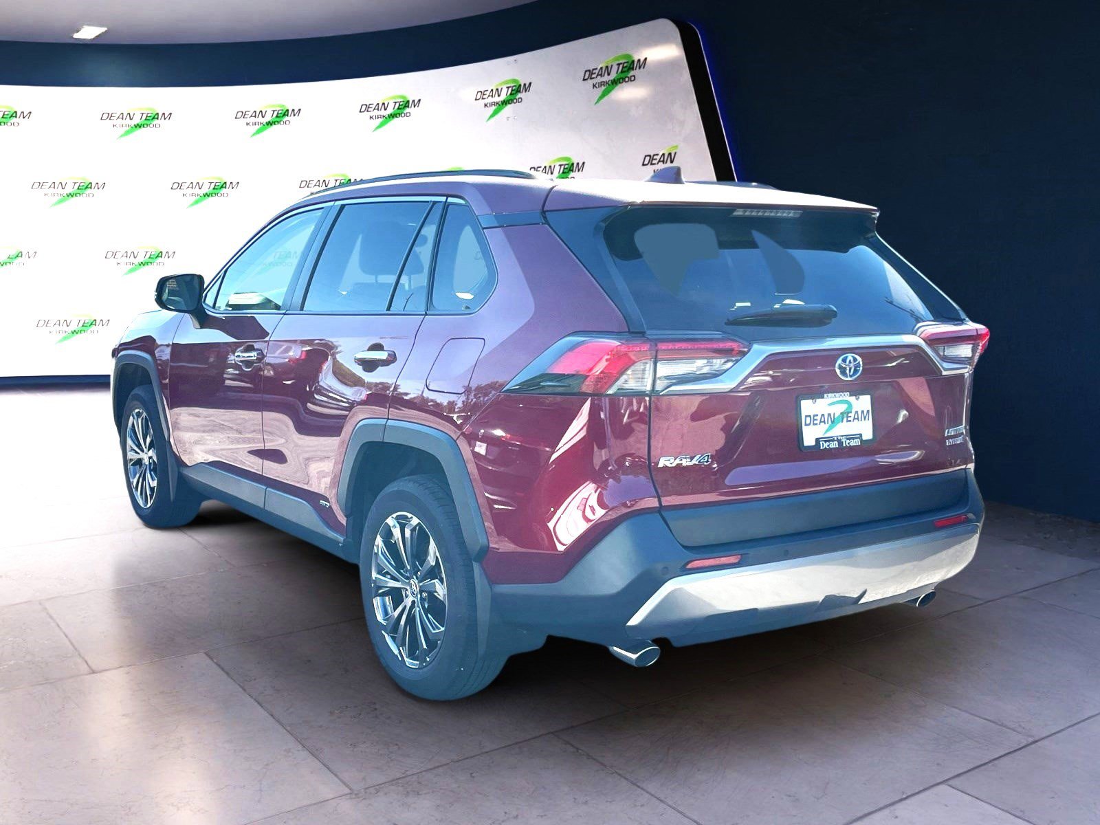 Used 2022 Toyota RAV4 Limited w/ Limited Grade Weather Package AWD/4WD image 6