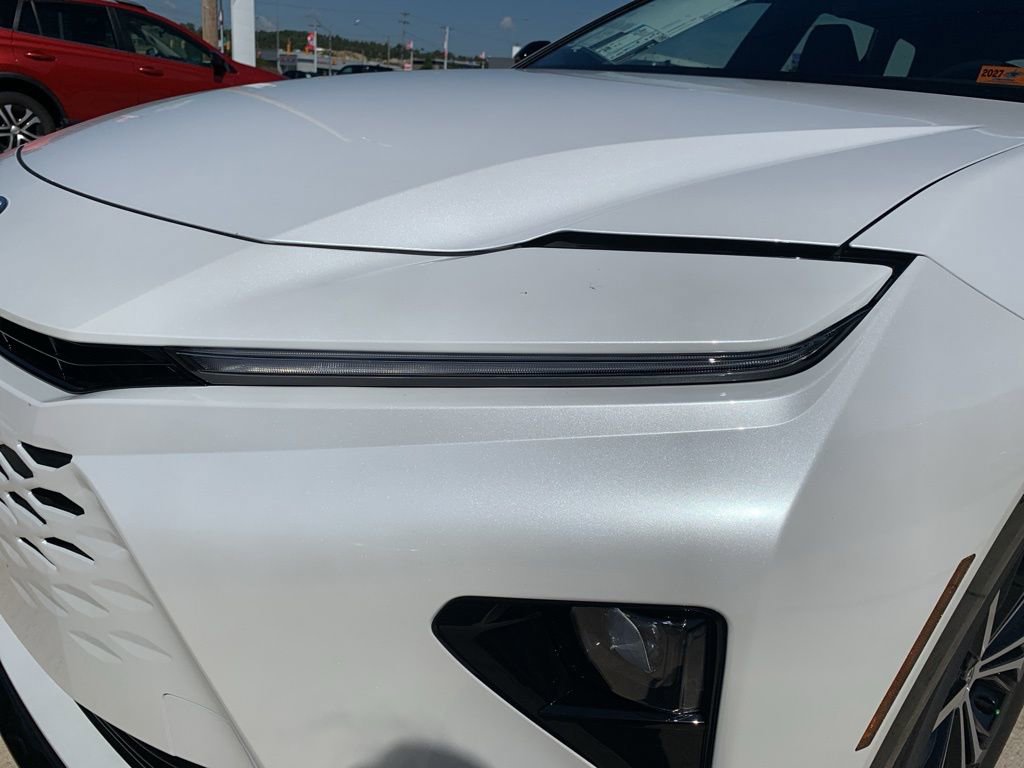 New 2025 Toyota Crown Signia image 29