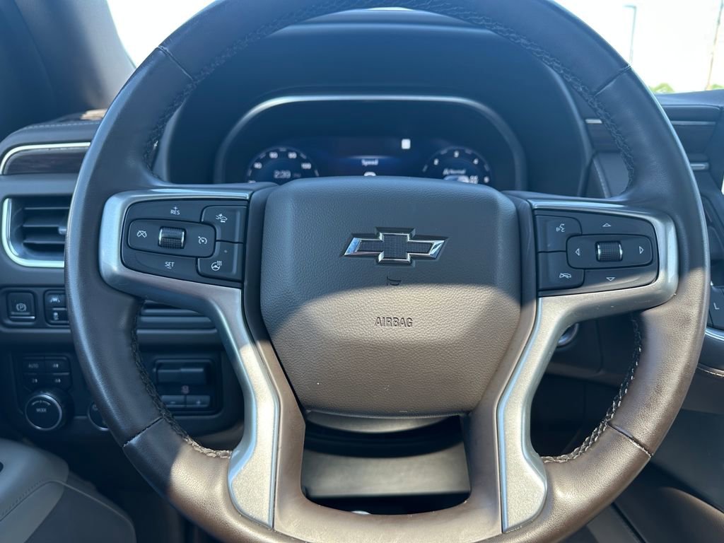 Certified 2023 Chevrolet Tahoe Z71 w/ Luxury Package AWD/4WD image 30