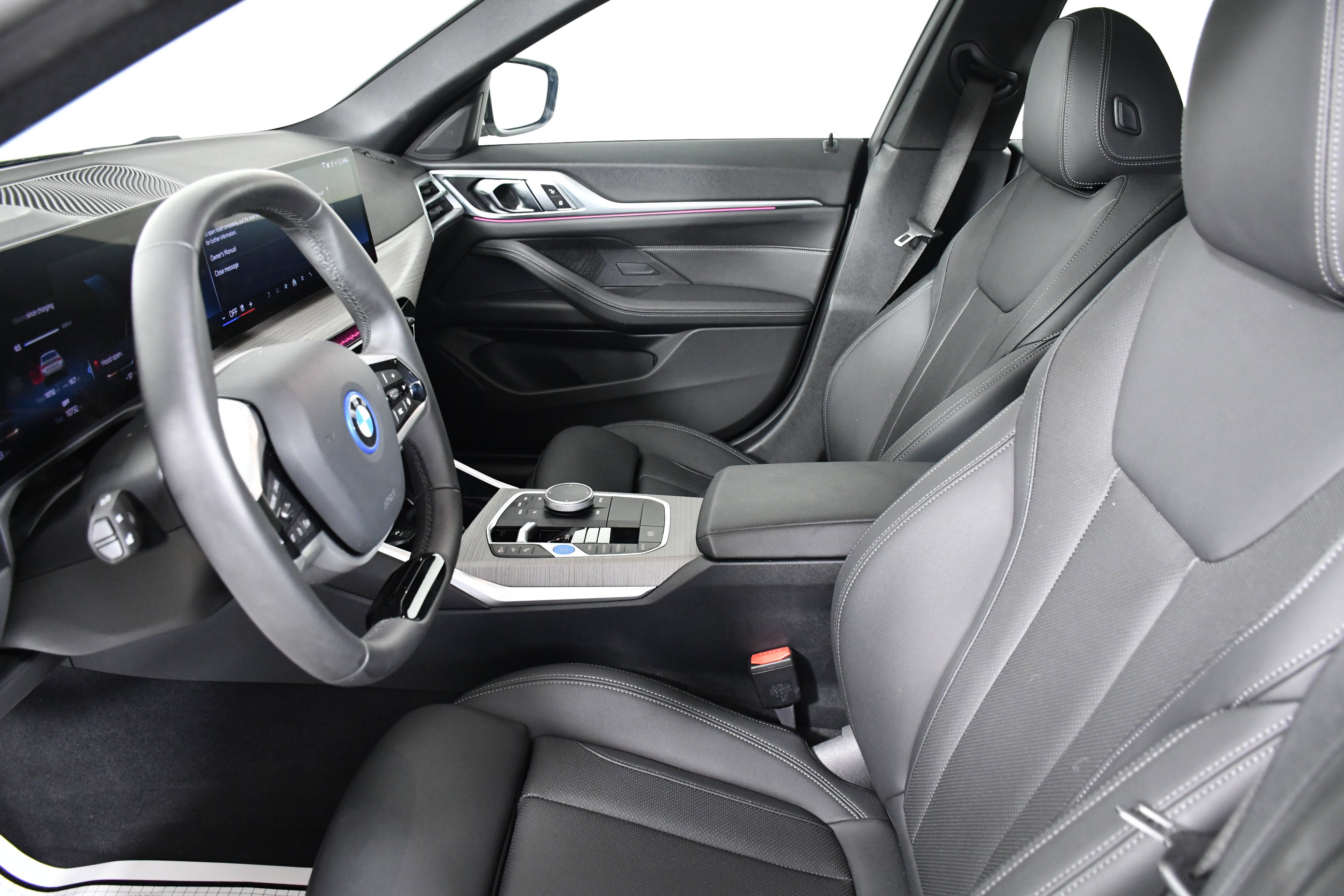 Used 2025 BMW i4 eDrive40 image 20