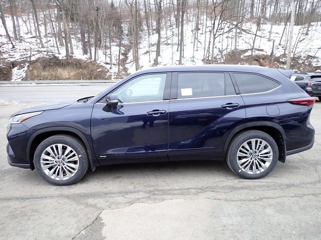 New 2026 Toyota Highlander Platinum image 7