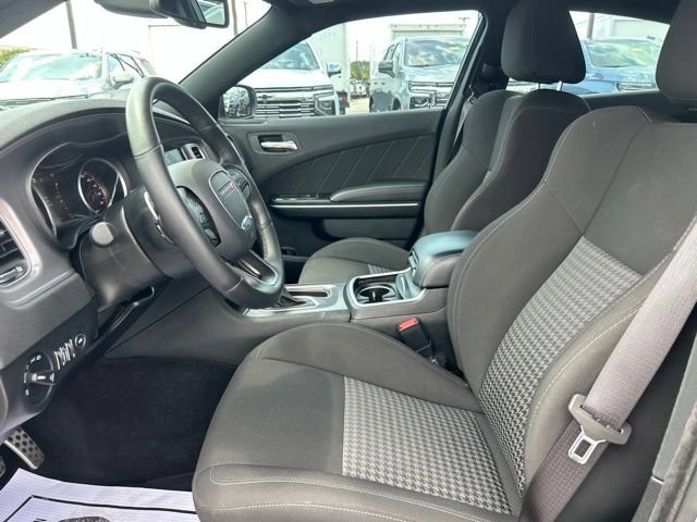 Used 2023 Dodge Charger Scat Pack w/ Harman/Kardon Audio Group RWD image 15