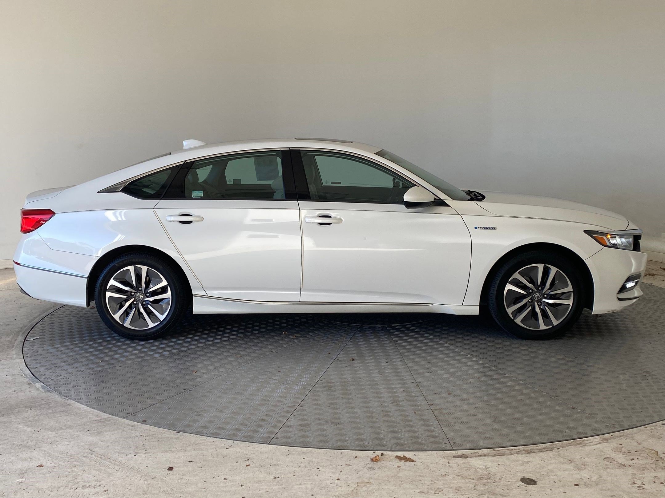 Used 2018 Honda Accord EX image 7