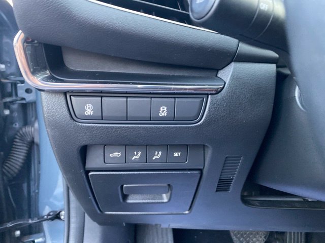 Used 2023 MAZDA MAZDA3 s FWD image 8