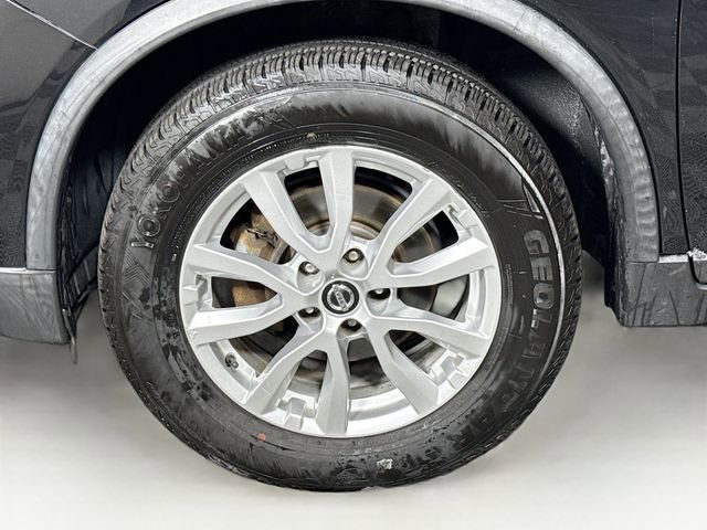 Certified 2018 Nissan Rogue SV image 31