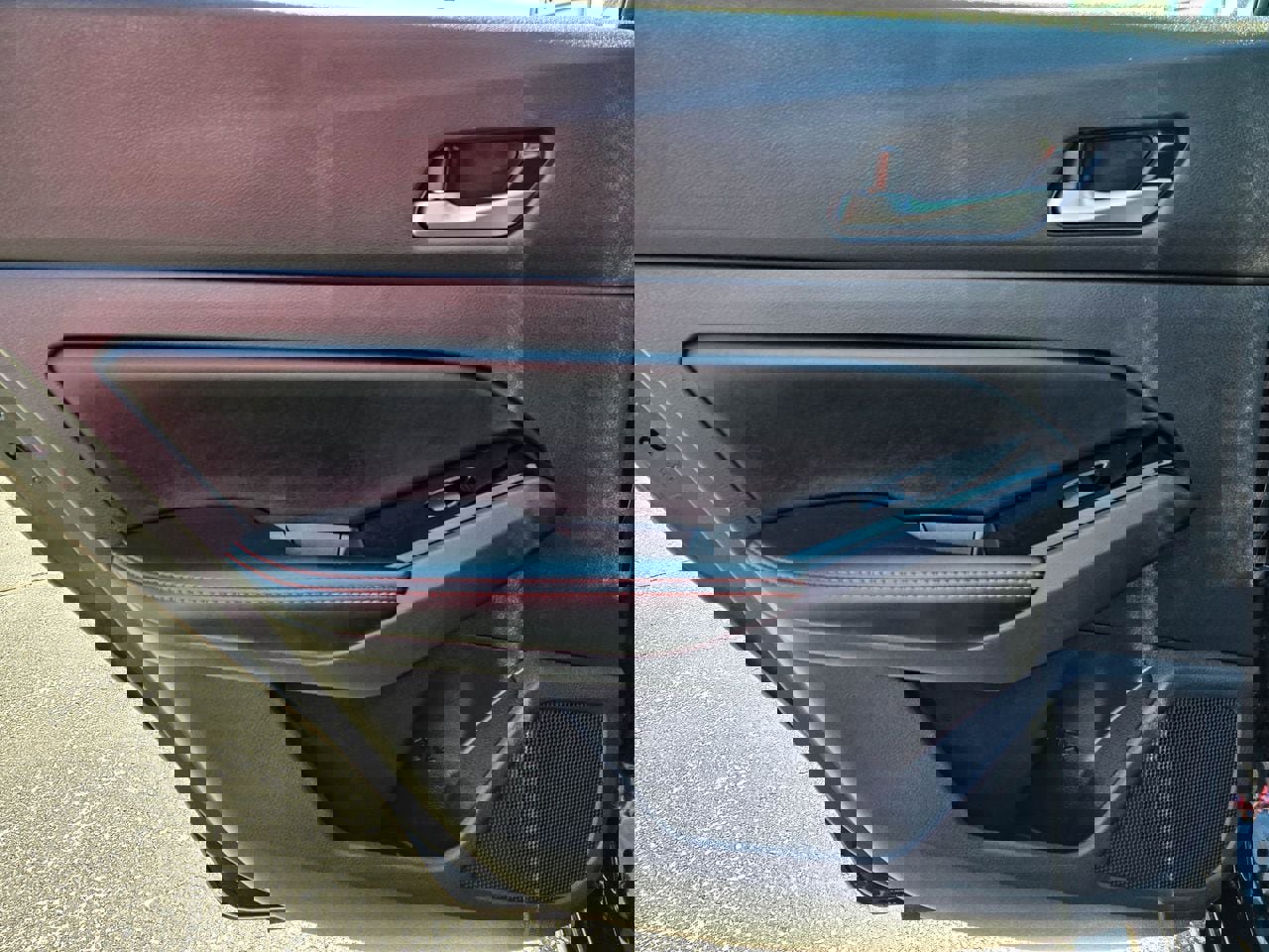 Used 2025 Nissan Altima 2.5 SR image 10