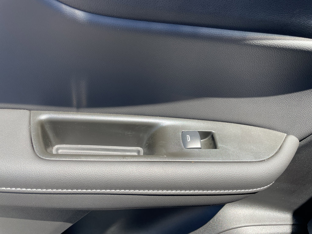 Used 2025 Chevrolet Blazer LT w/ Midnight/Sport Edition image 45