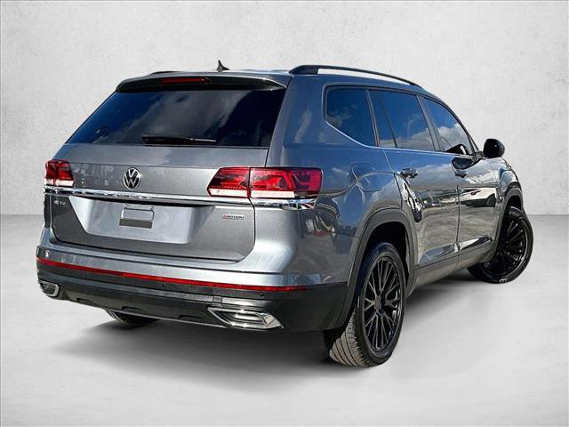 Used 2021 Volkswagen Atlas SE image 2
