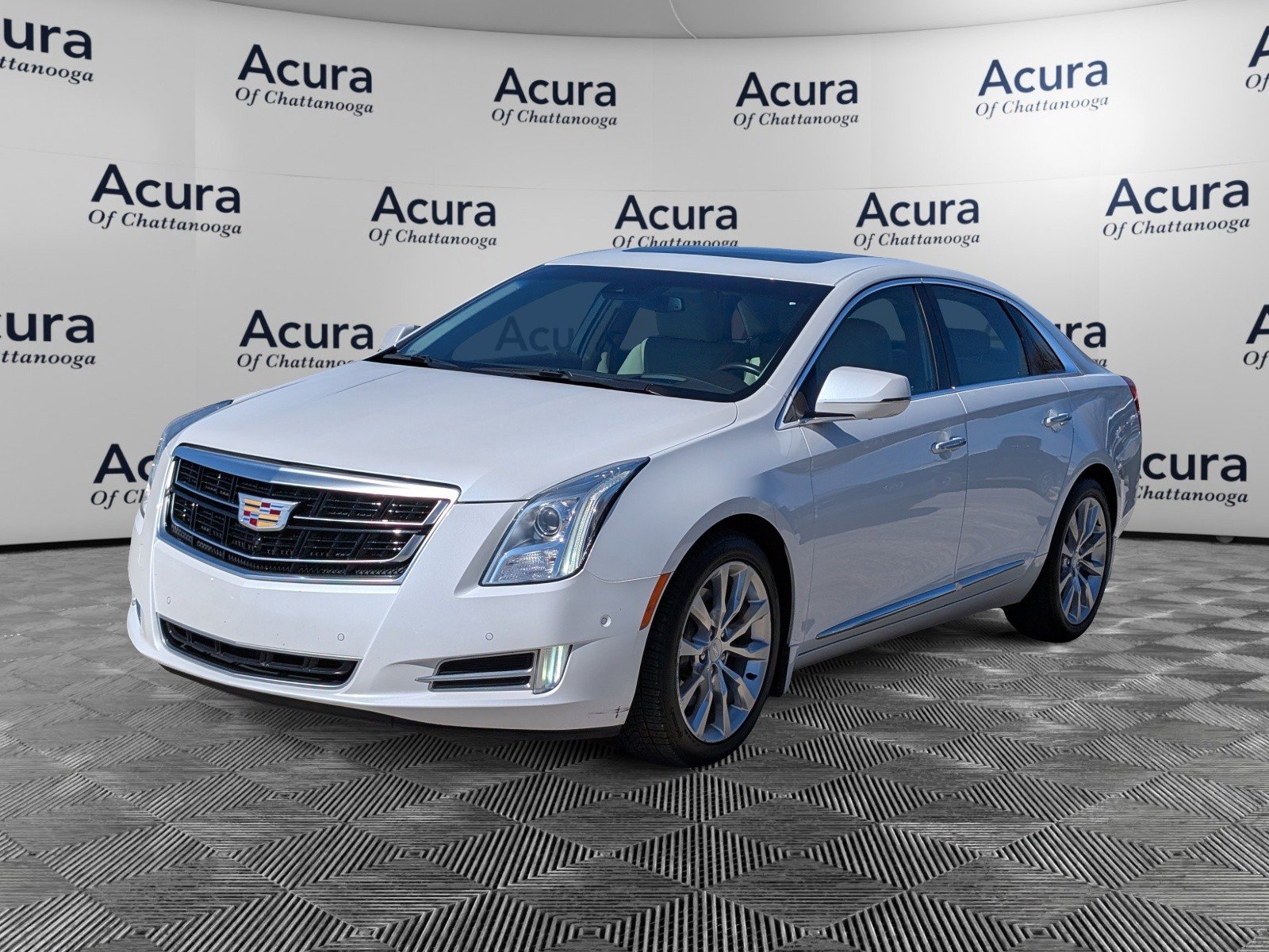 Used 2016 Cadillac XTS Premium image 4