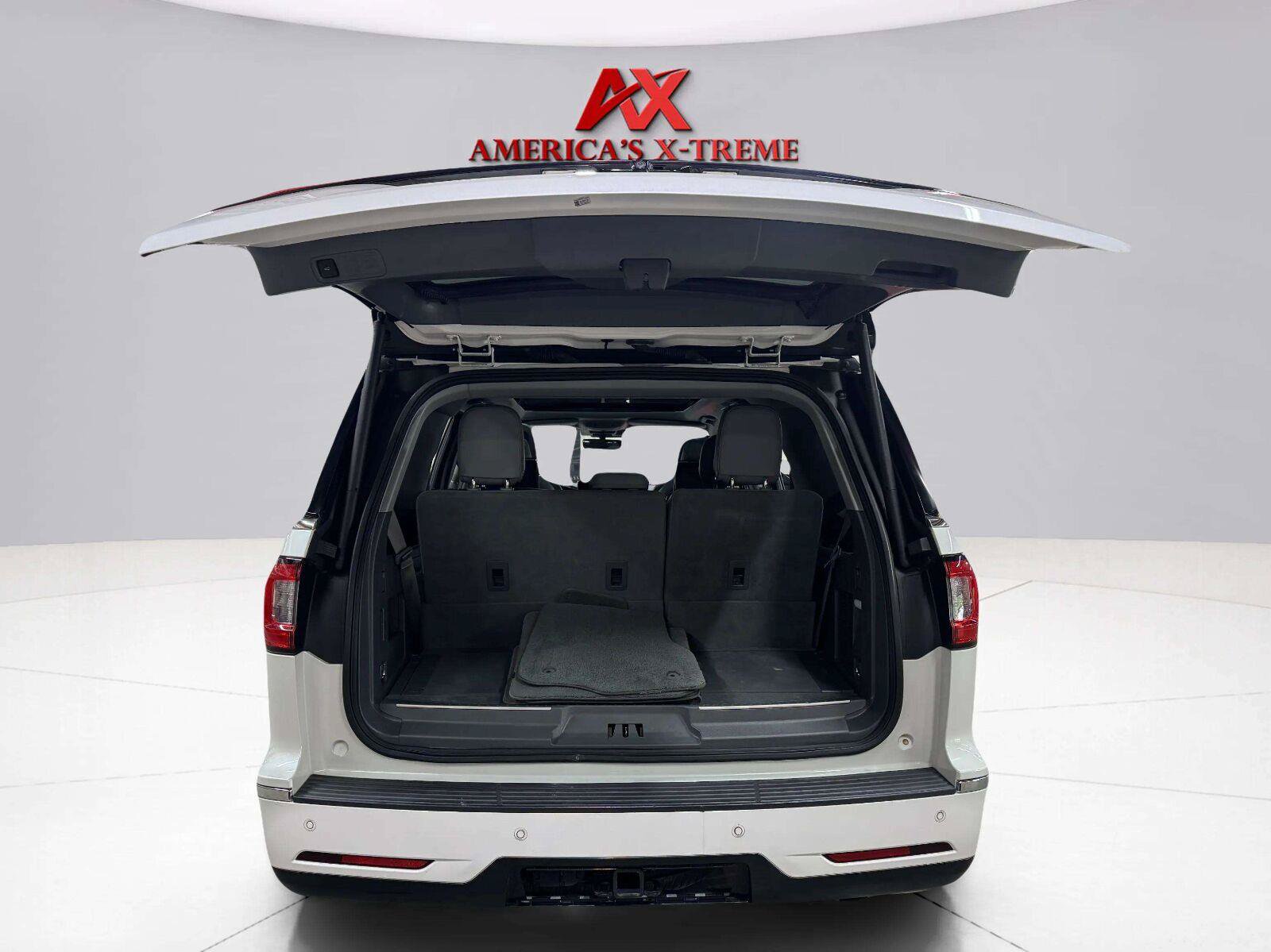 Used 2018 Lincoln Navigator Reserve w/ Technology Package AWD/4WD image 63