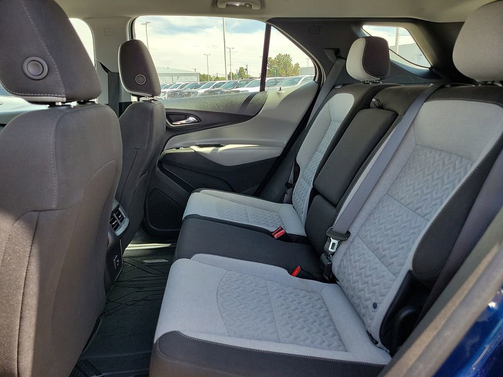Used 2022 Chevrolet Equinox LS image 16