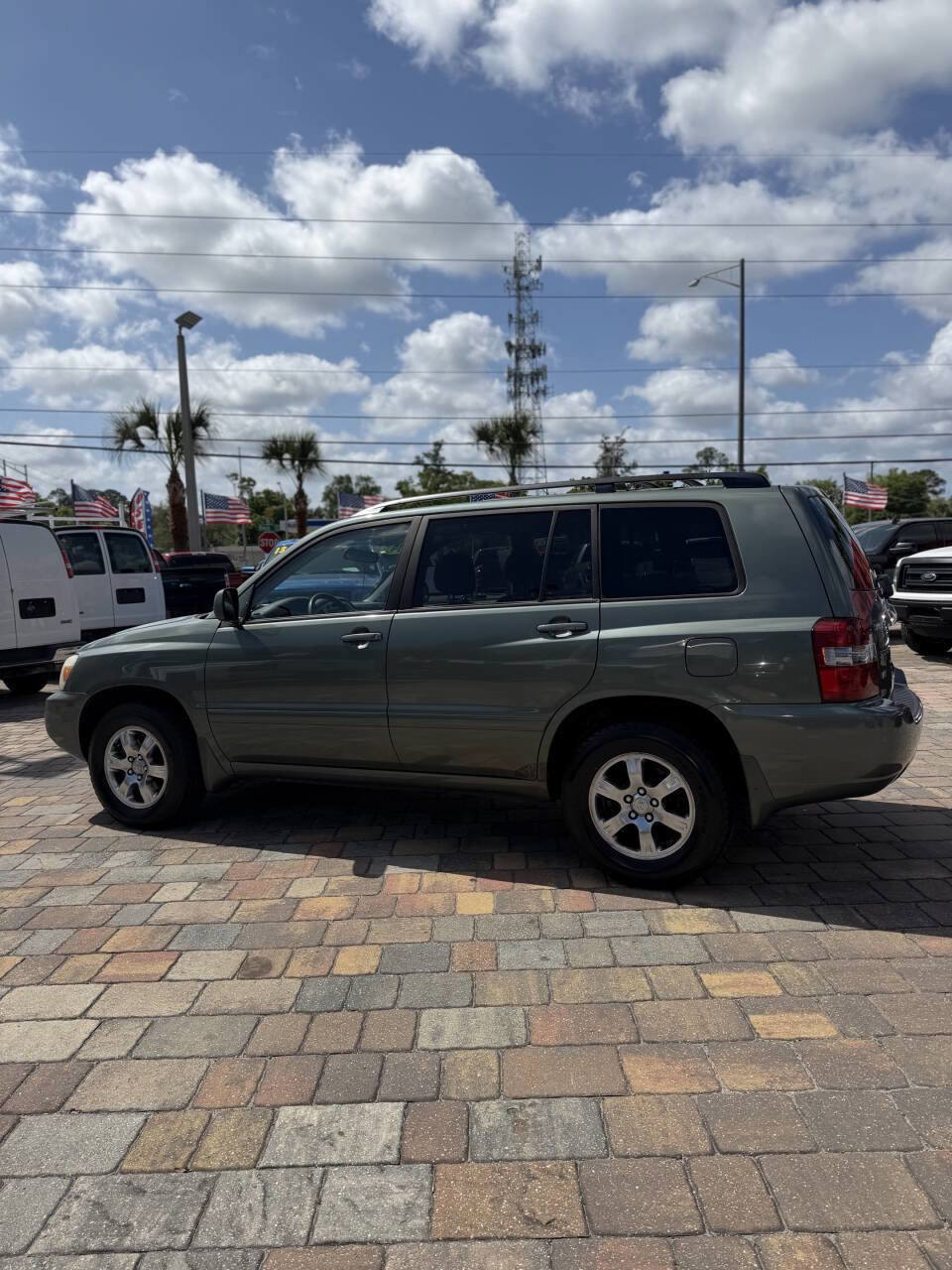 Used 2004 Toyota Highlander 2WD V6 image 10