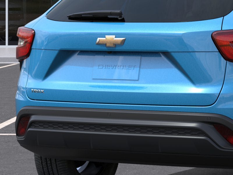 New 2026 Chevrolet Trax LS w/ LS Convenience Package FWD image 14
