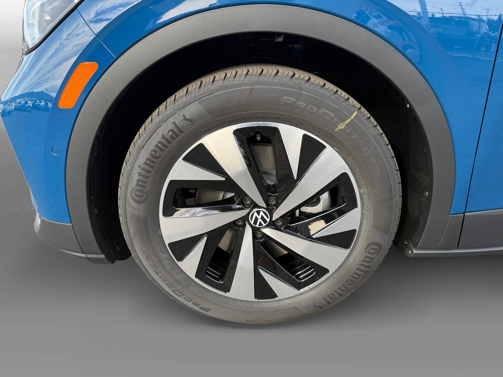 New 2026 Volkswagen ID.4 Pro RWD image 9