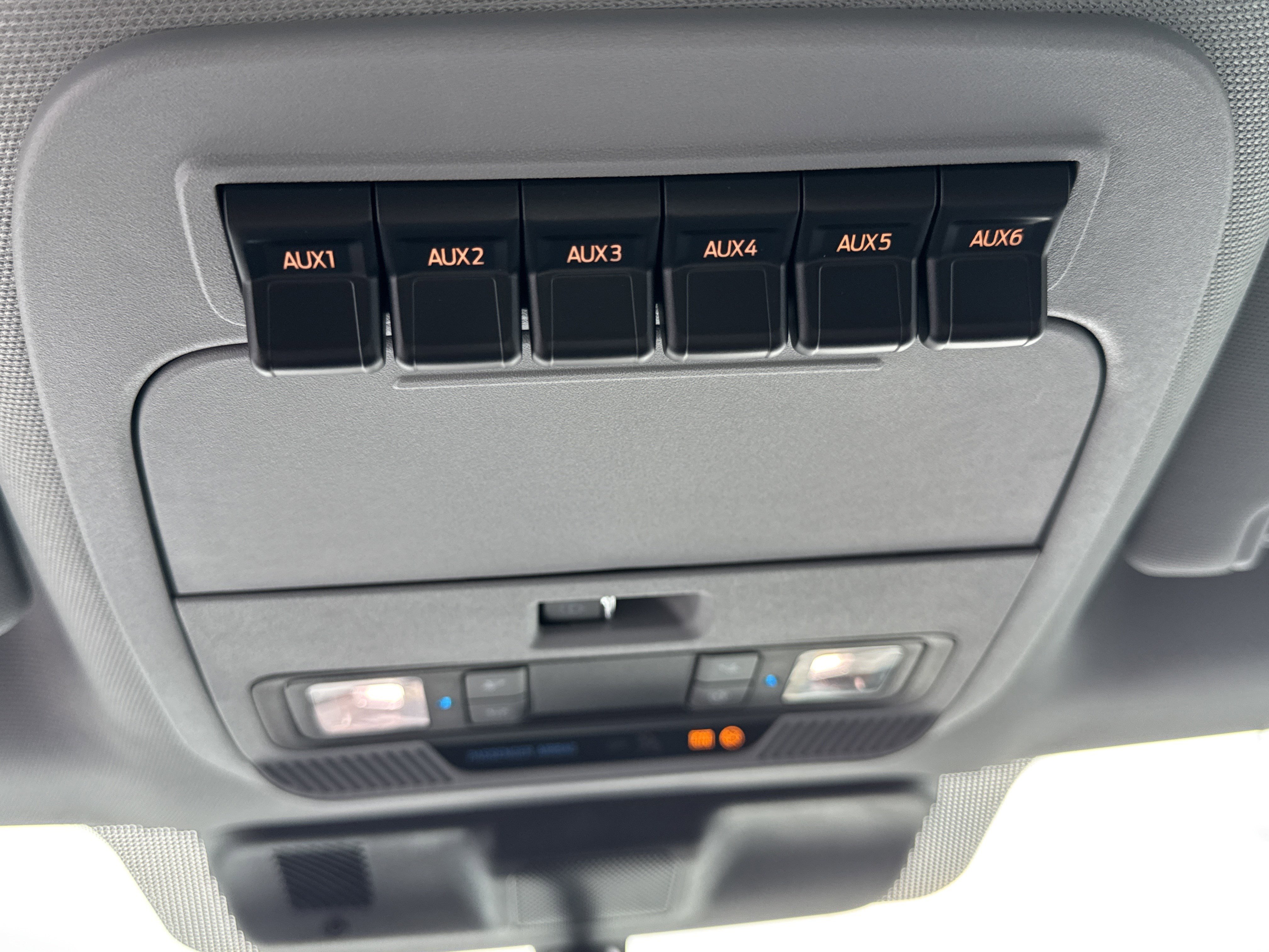 New 2026 Ford F350 XL w/ XL Chrome Package image 19