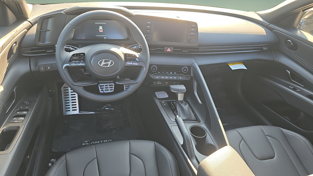 New 2026 Hyundai Elantra SEL Sport FWD image 19