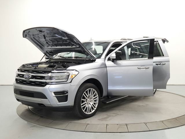 Used 2023 Ford Expedition Max Limited image 11