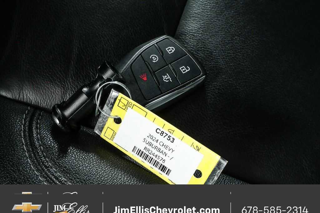 Certified 2024 Chevrolet Suburban LT image 40
