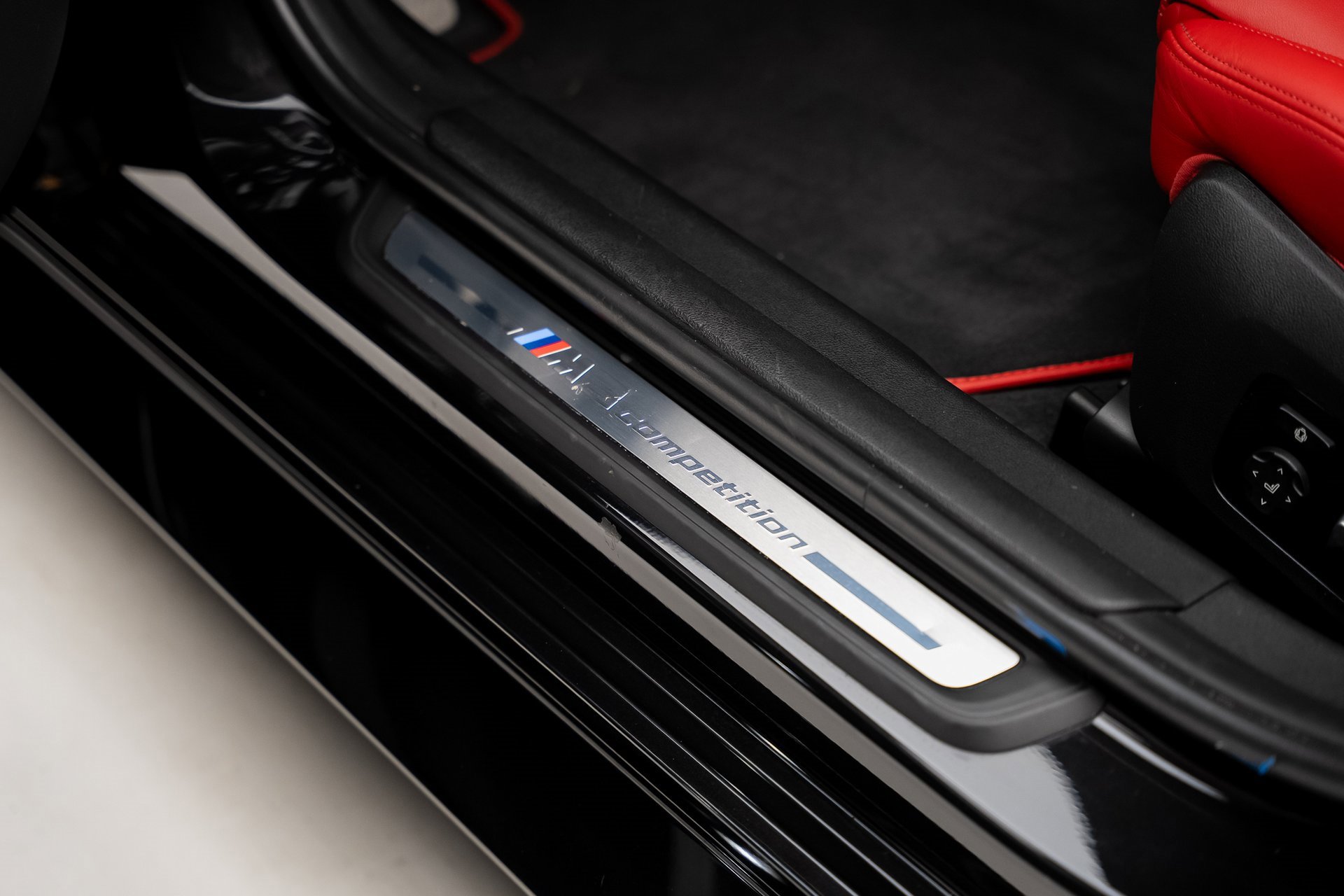 Used 2022 BMW M3 Competition w/ M Carbon Exterior Package image 60