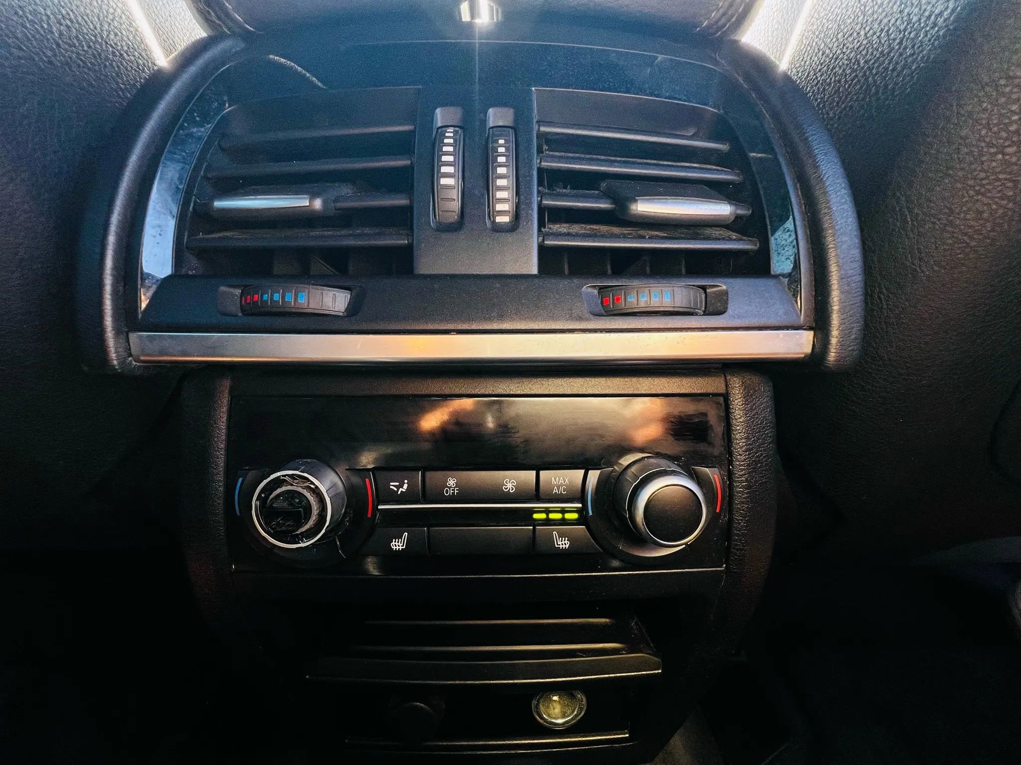 Used 2019 BMW X6 xDrive50i image 21