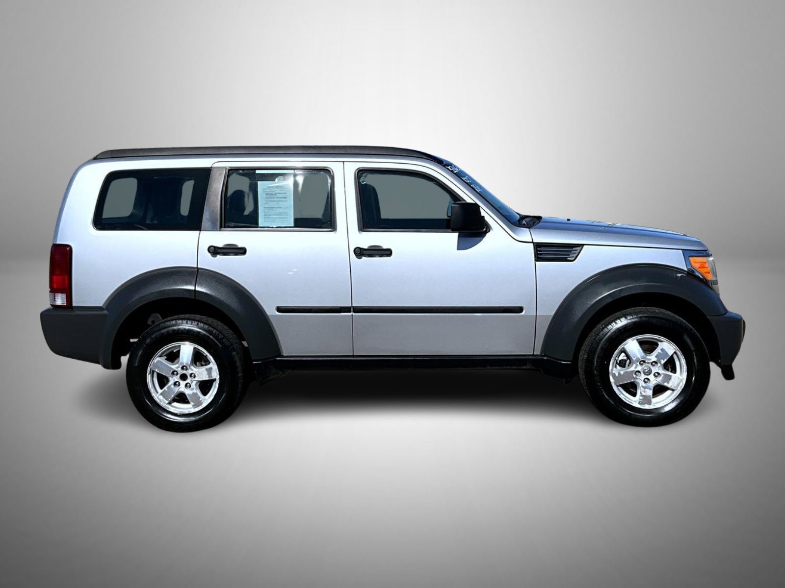 Used 2007 Dodge Nitro SXT AWD/4WD image 4