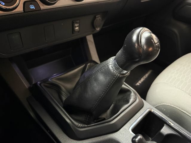 Used 2016 Toyota Tacoma SR w/ SR Convenience Package image 20