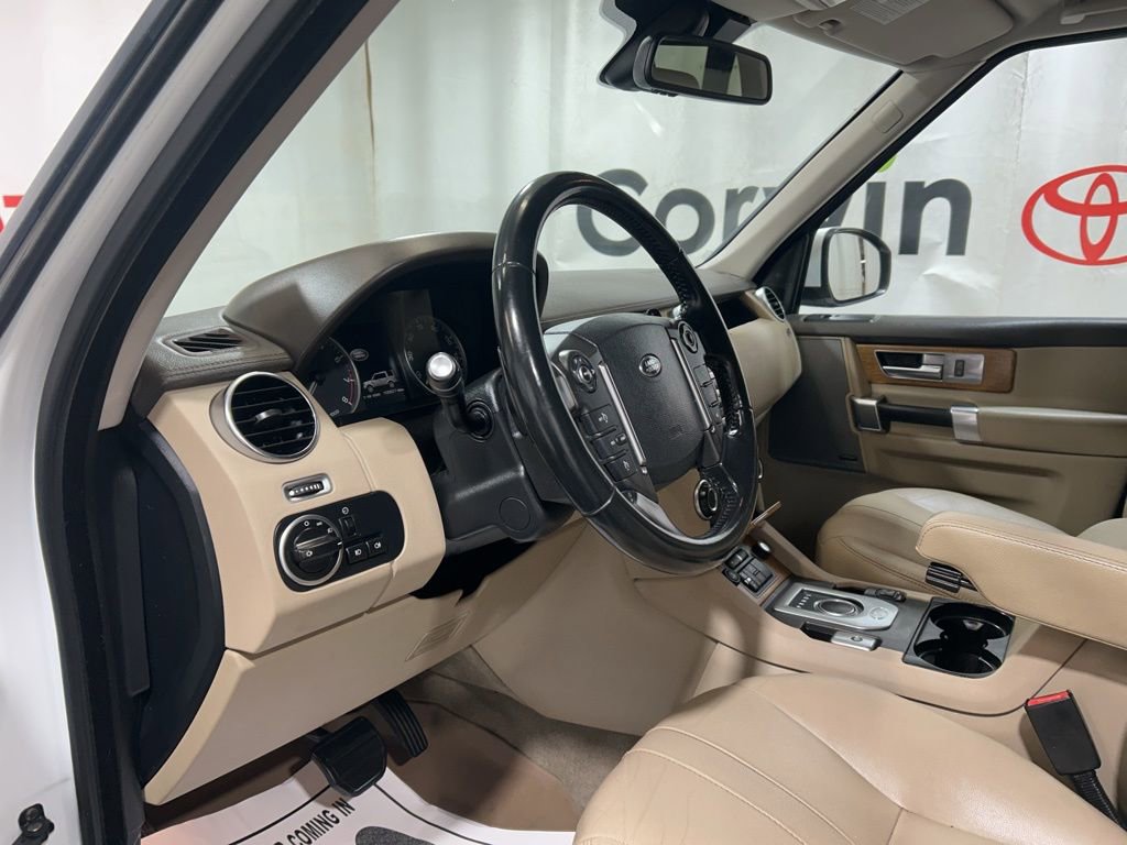 Used 2016 Land Rover LR4 HSE image 22