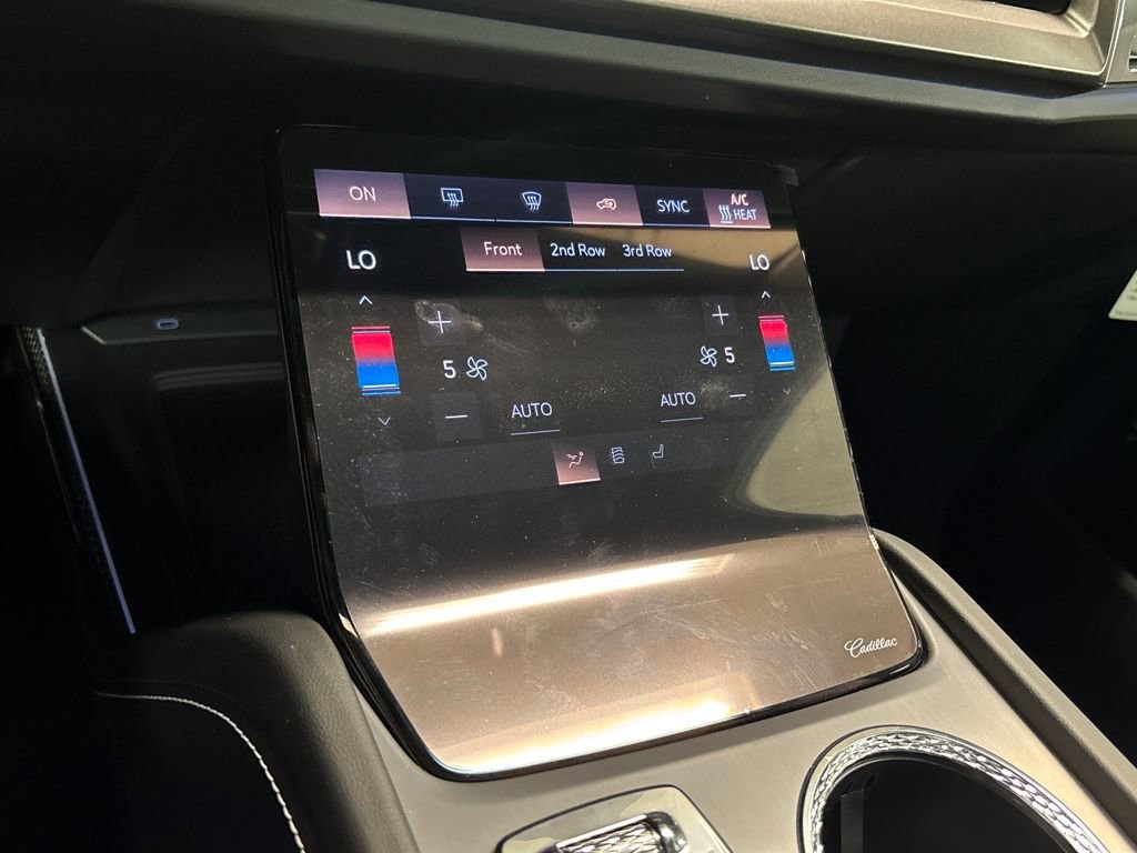 New 2026 Cadillac Vistiq Luxury image 40