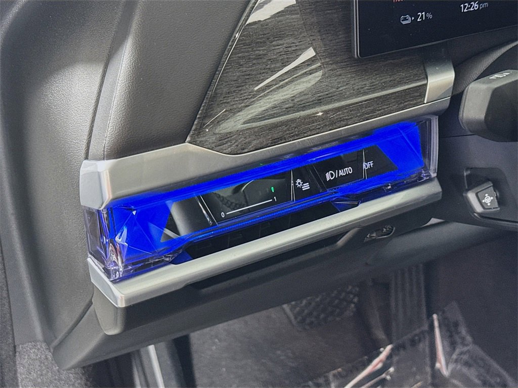 Used 2024 BMW i7 xDrive60 image 10