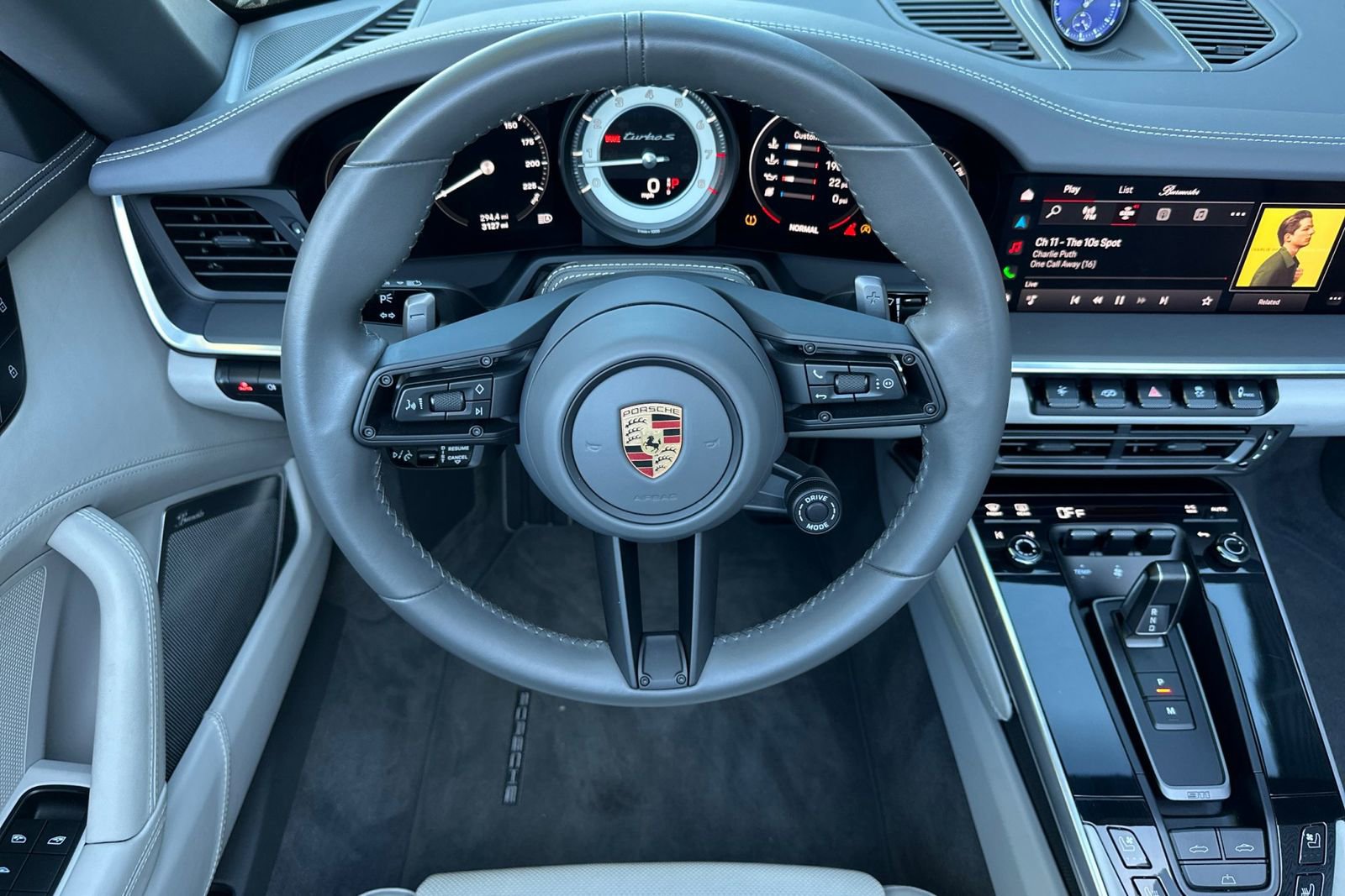 Used 2022 Porsche 911 Turbo S image 17
