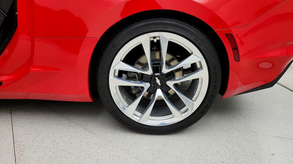 Used 2024 Chevrolet Camaro LT w/ RS Package image 9