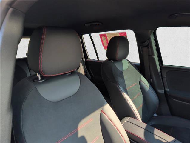 Certified 2024 Mercedes-Benz GLB 250 image 26