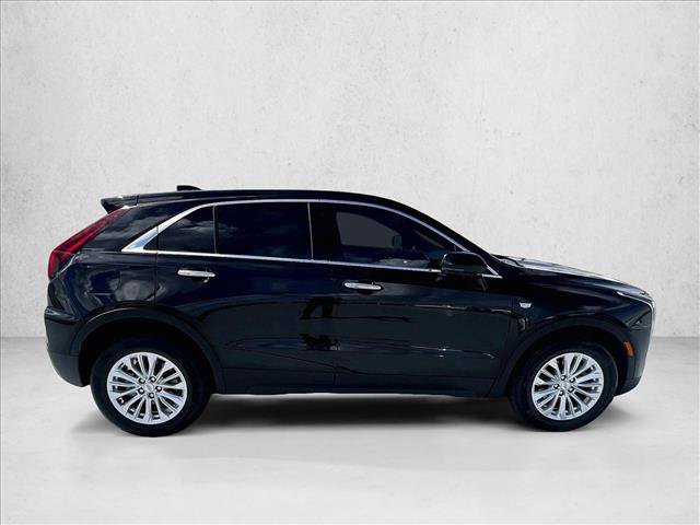 Certified 2024 Cadillac XT4 Luxury FWD image 5