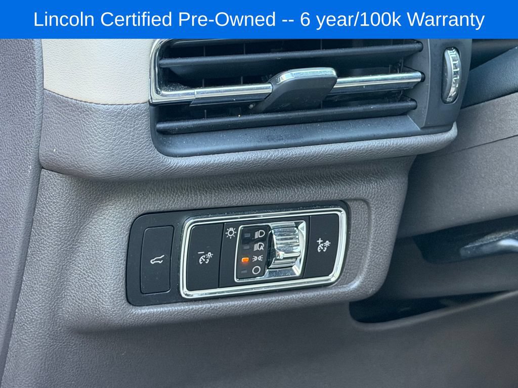 Certified 2023 Lincoln Corsair FWD image 33