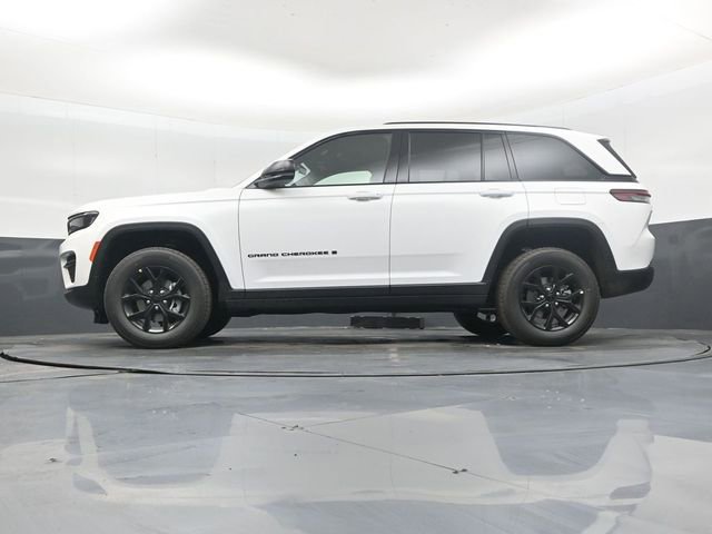 New 2025 Jeep Grand Cherokee Laredo image 43