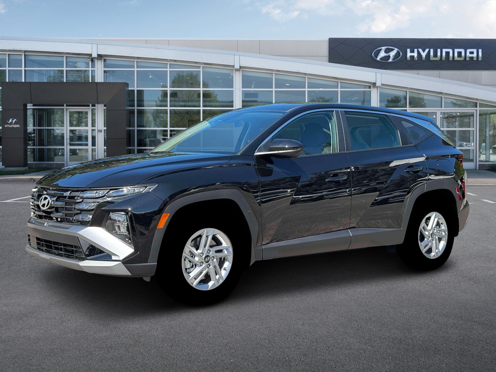 New 2026 Hyundai Tucson SE AWD/4WD image 2